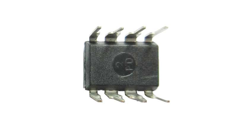 تراشه ساعت و تقویم DS1307 پکیج PDIP-8